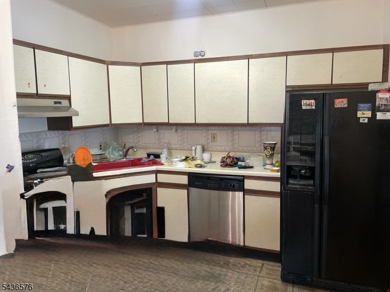 96 Hillside Ave, Nutley Twp., NJ 07110 Listing Photo  41