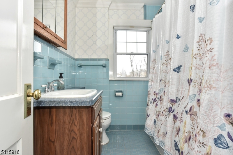 Main Bath