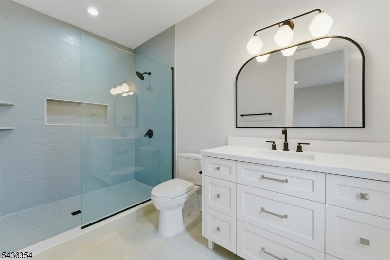 Modern Bath Design