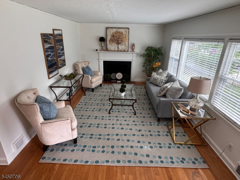149 Seton Pl