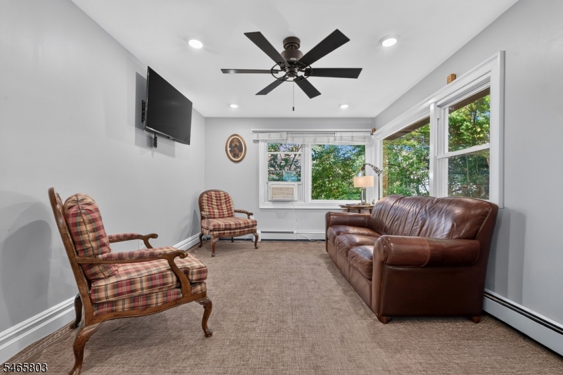 9 Oliver Rd