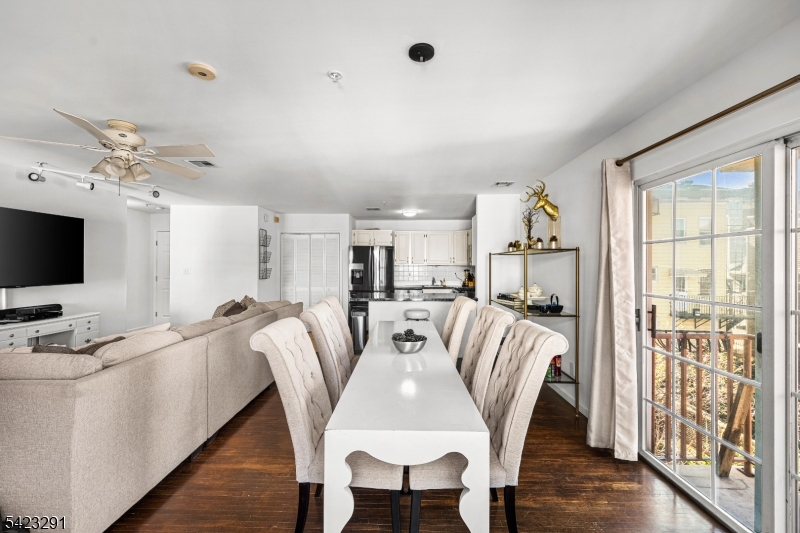 84 Union St C3