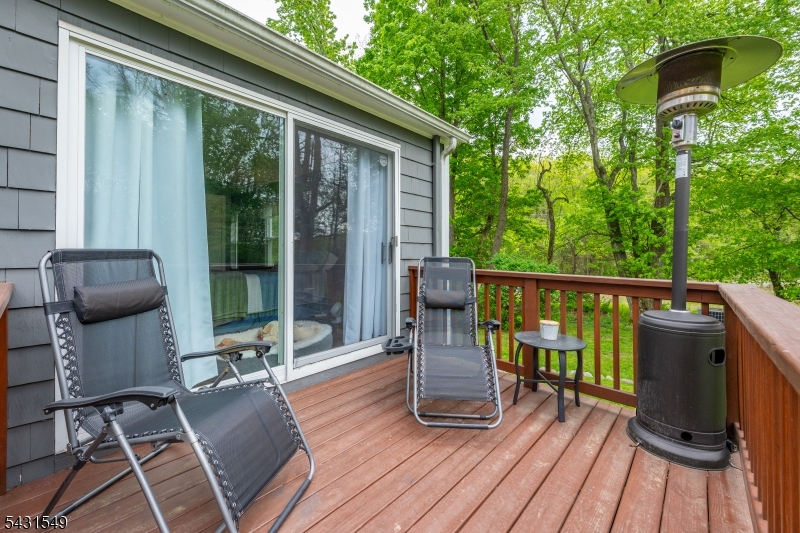 Private Primary Deck