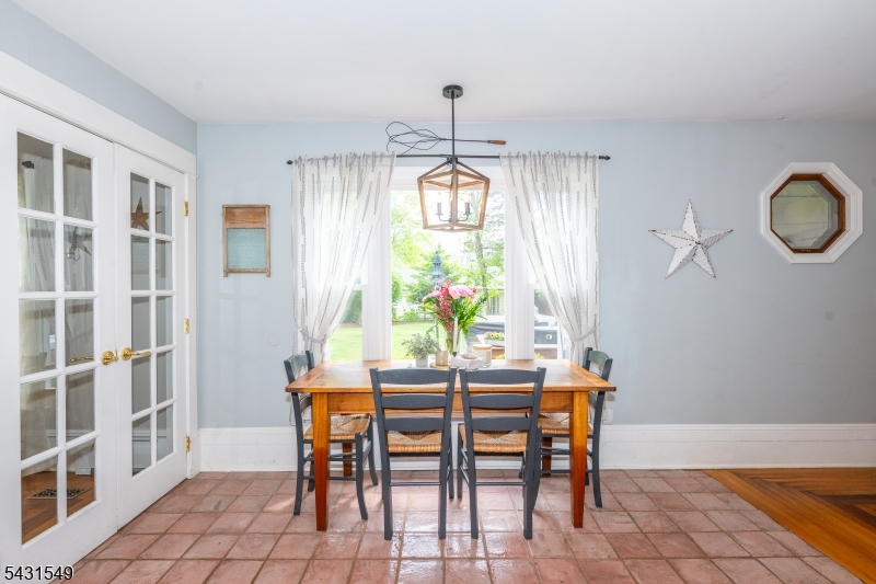 Breakfast Nook