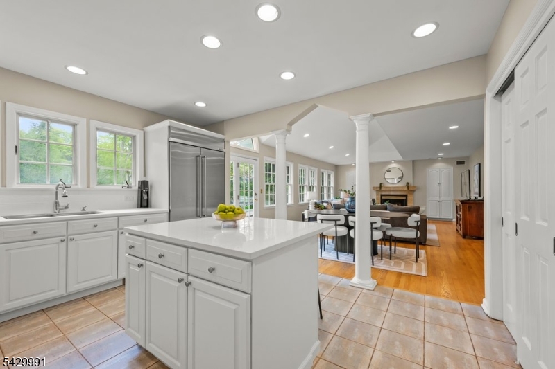 Kitchen with Breakfast Area