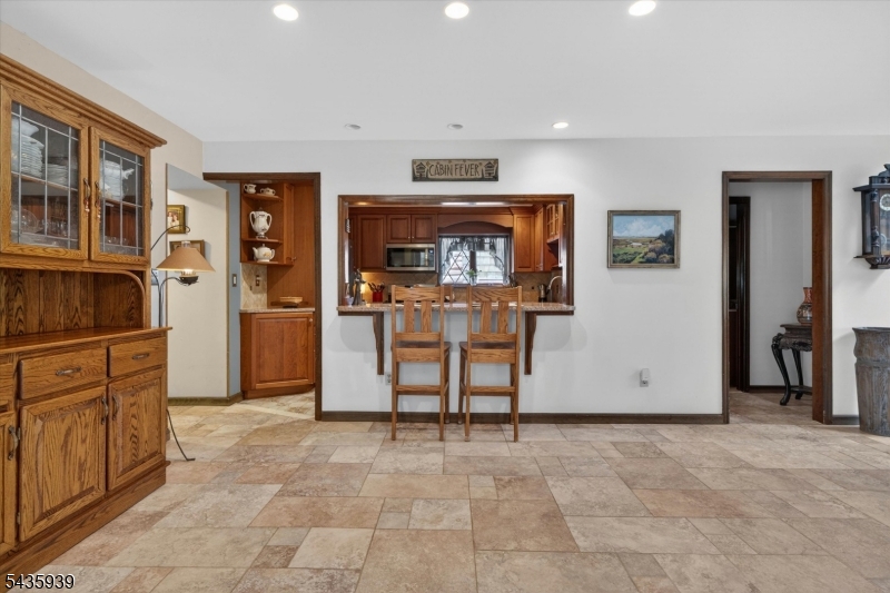 Breakfast  Bar