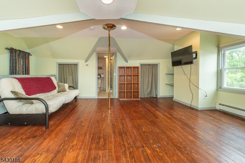 UNIT 2 FINISHED ATTIC SPACE