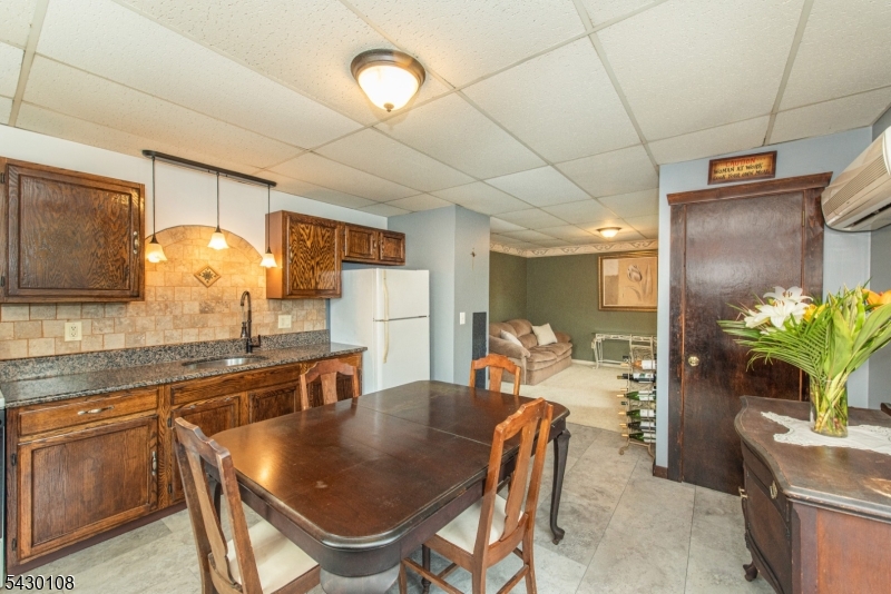 UNIT 2 KITCHEN