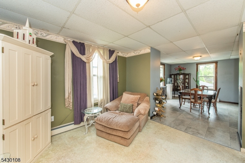 UNIT 2 LIVING ROOM