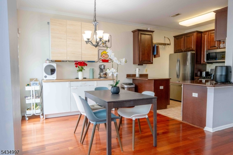 Living and kitchen space