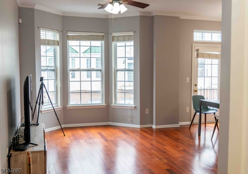 Living and kitchen space