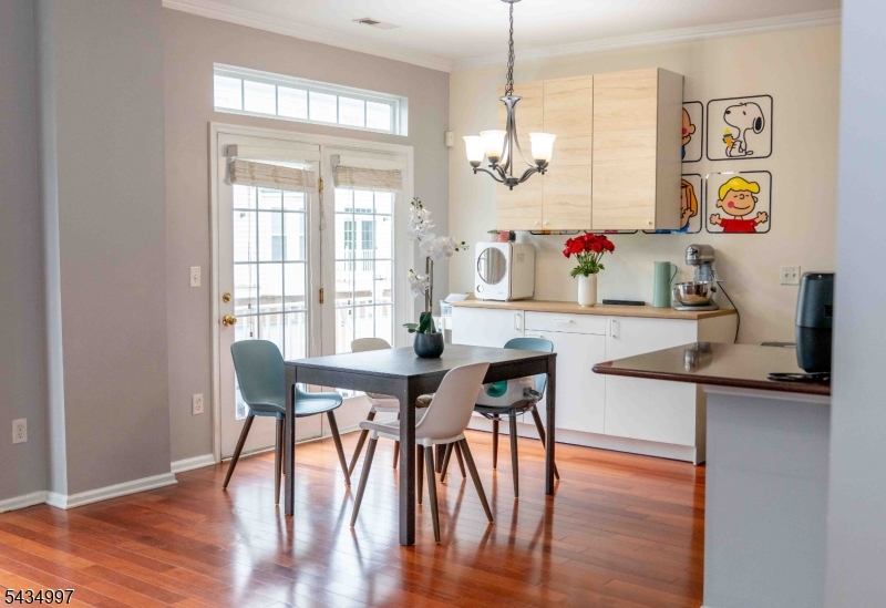 Living and kitchen space