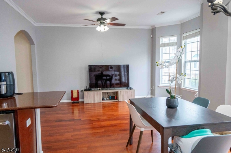 Living and kitchen space