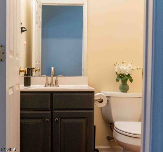Powder room