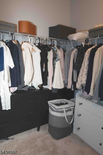 Primary suite walk-in closet