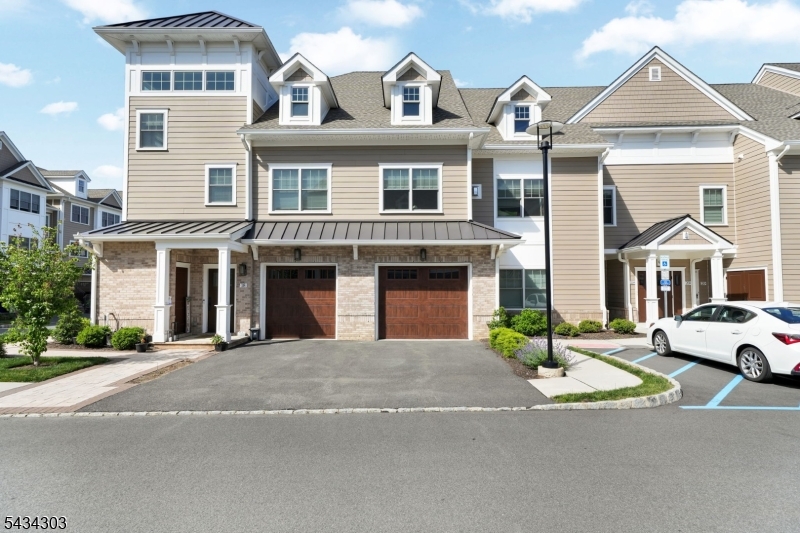 Oversized Garage