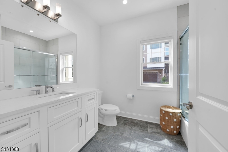 Main Full Bathroom