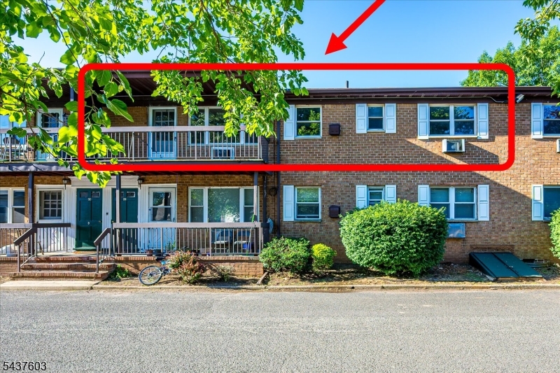55 Gill Ln
