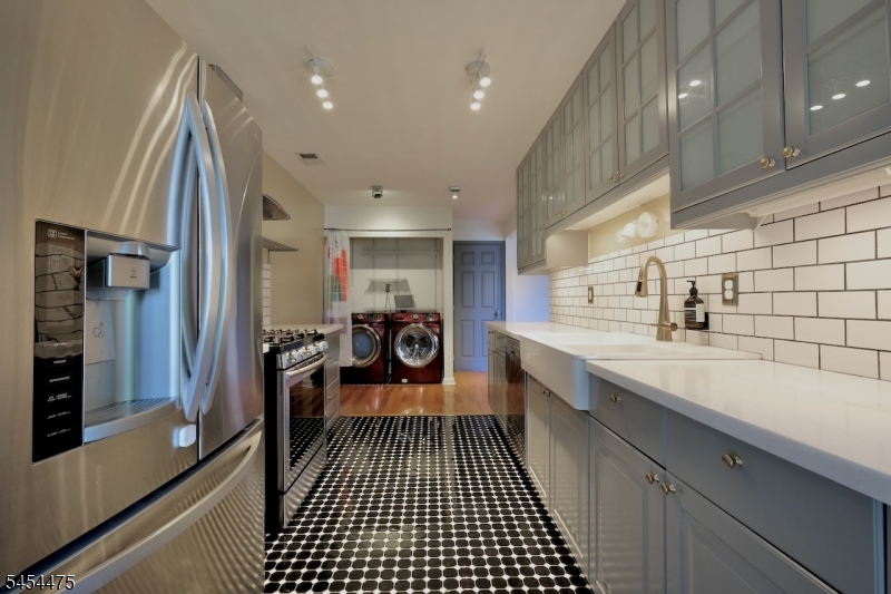 12 Andover Cir