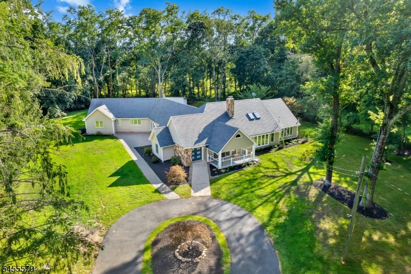 46 Ironia Rd