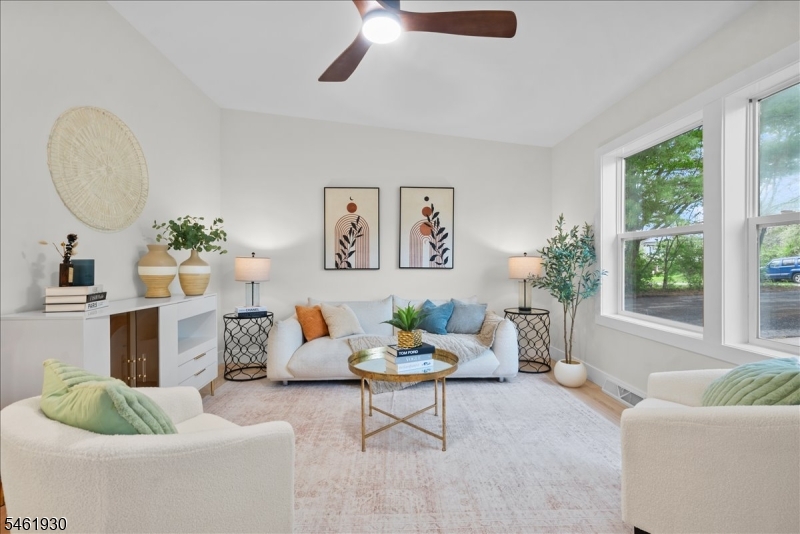 93 River View Way