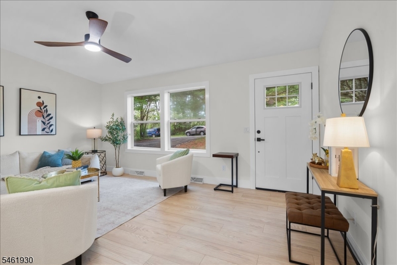 93 River View Way