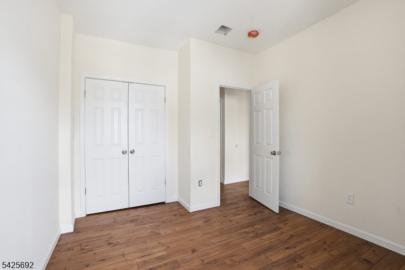LOTS OF CLOSETS!