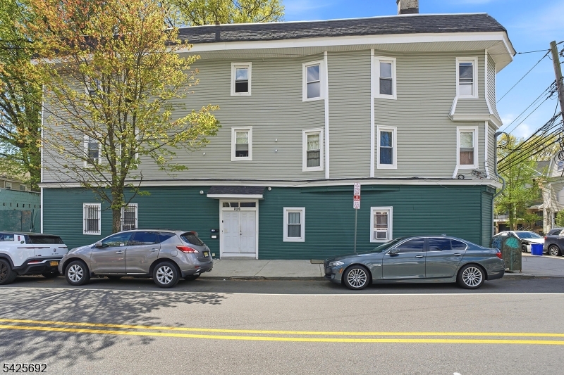 826 S 15Th St, #3R, Newark City, NJ 07108 Listing Photo  0