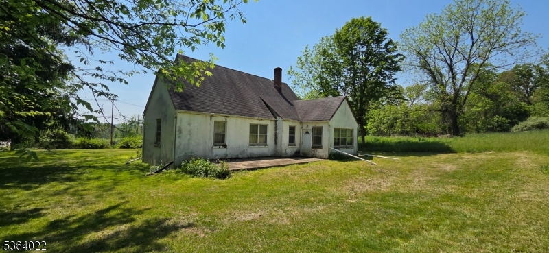79 Mountain Lake Rd