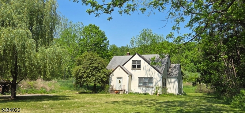 79 Mountain Lake Rd