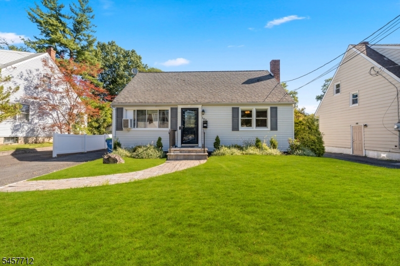 162 Harding Ave