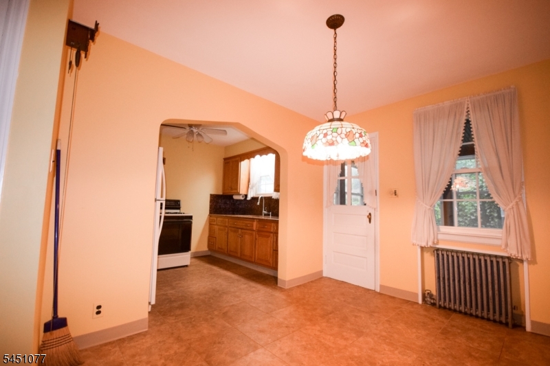 441 9th Ave