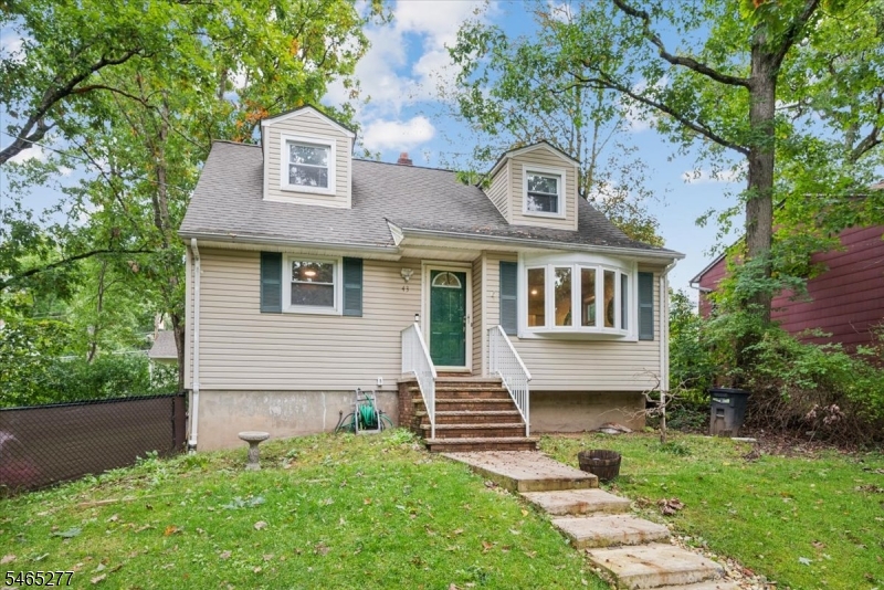 43 River Rd