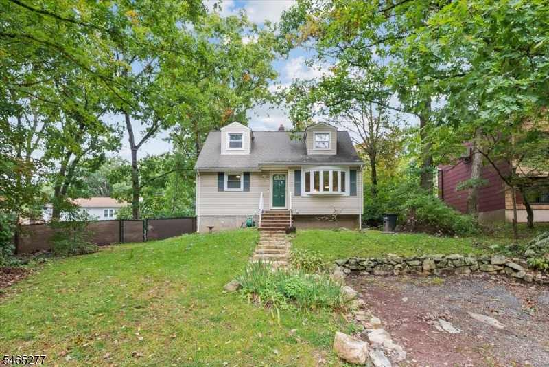 43 River Rd