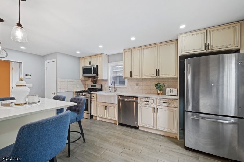 247 E 6Th St, Clifton City, NJ 07011 Listing Photo  9
