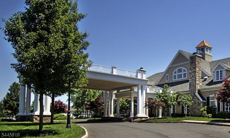 6 Delaware Crossing