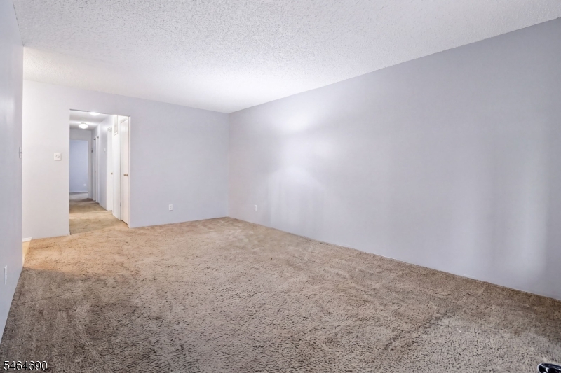 90 Edward Dr