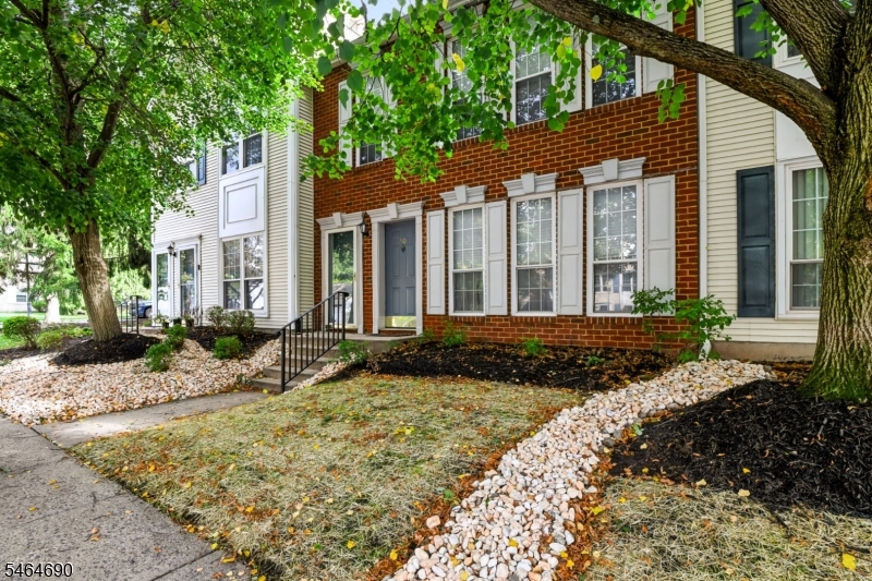 90 Edward Dr