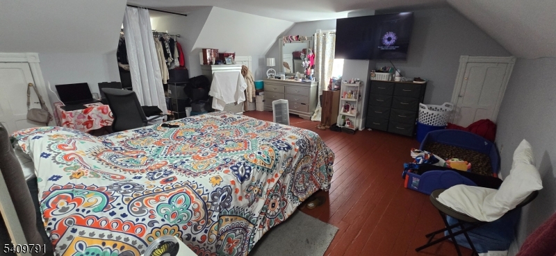 3rd bedroom 2