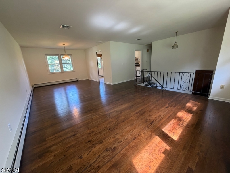 7 Valley View Rd