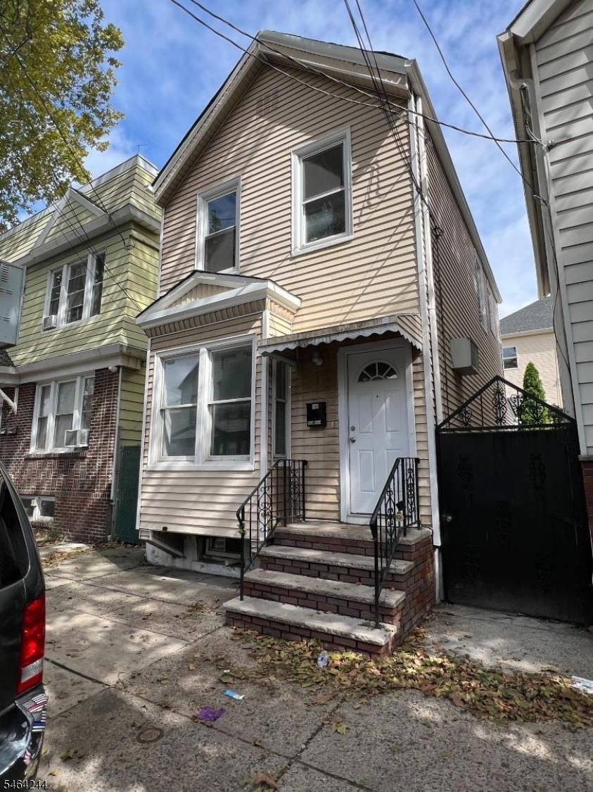 14 Lentz Ave