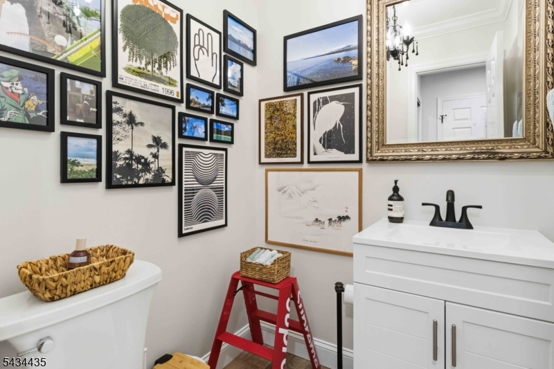 Powder Room