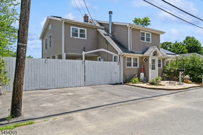 148 Mckinley Ave