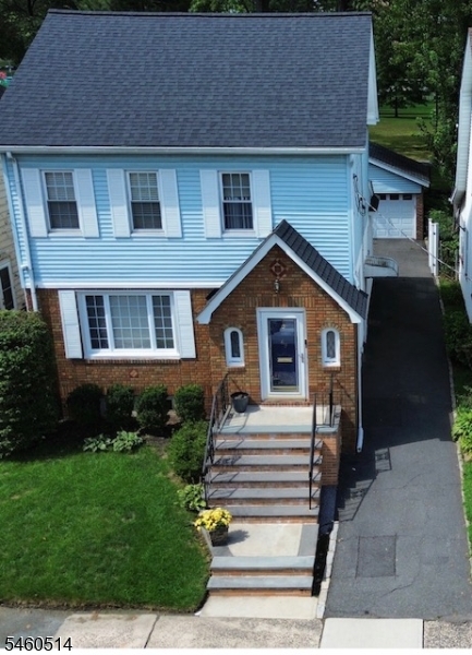 69 Tuxedo Pkwy