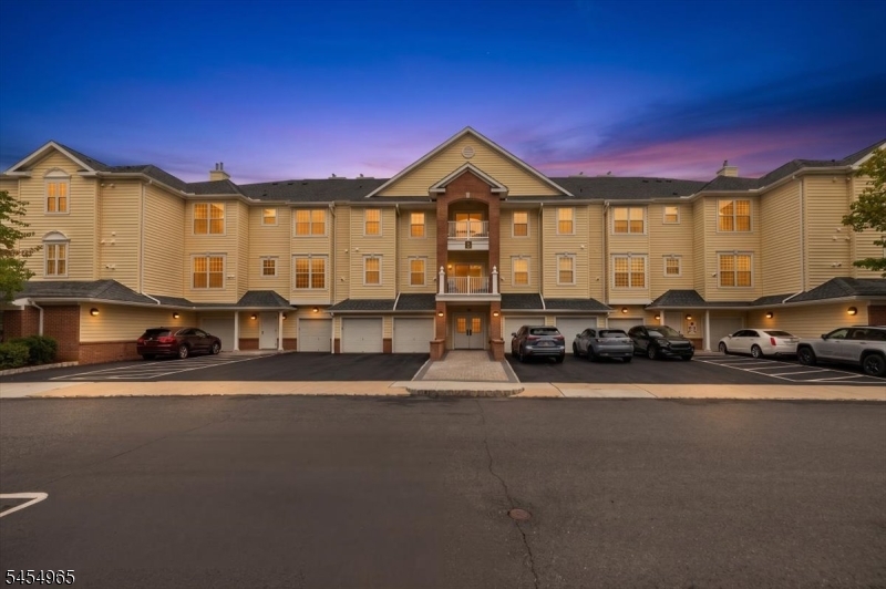 2101 Neville Ct