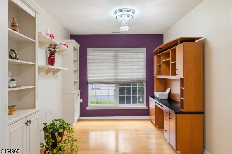 2101 Neville Ct