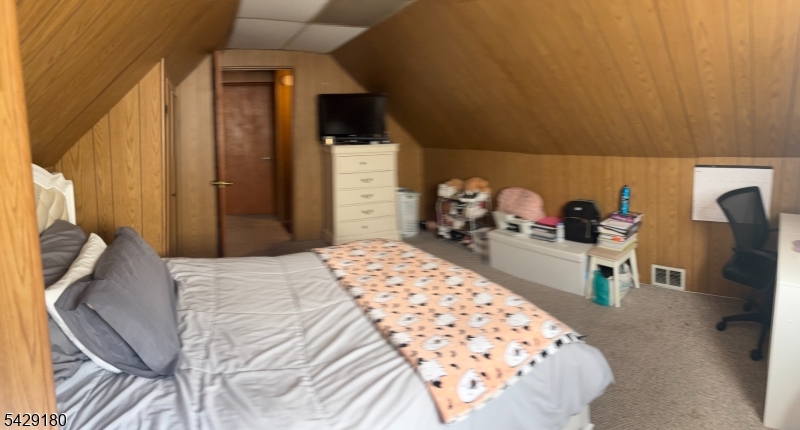 2nd floor bedroom