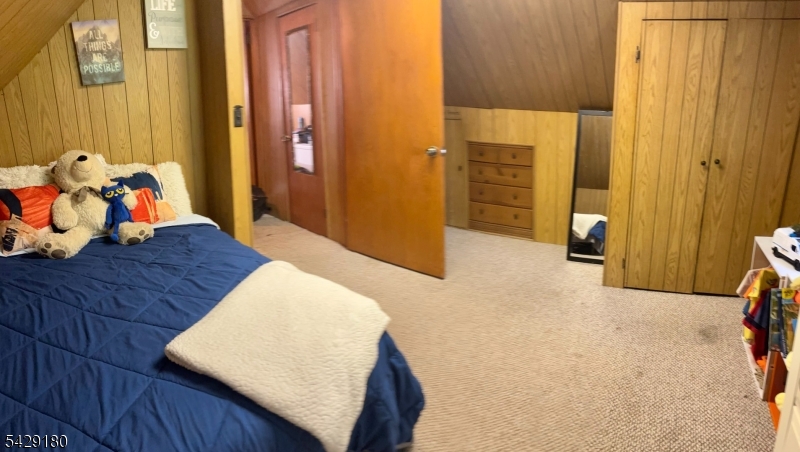 2nd floor bedroom