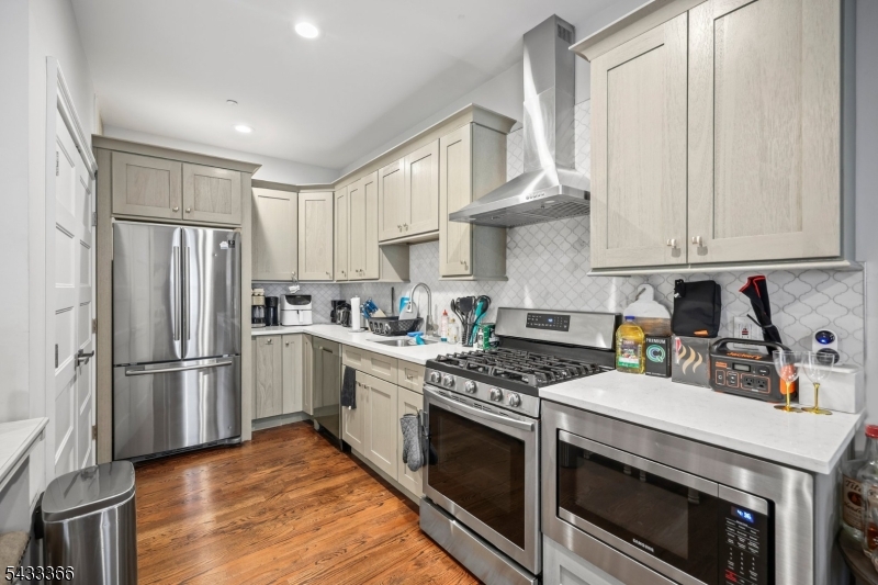 1 Bed Apartment