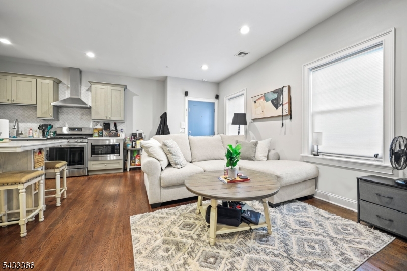 1 Bed Apartment